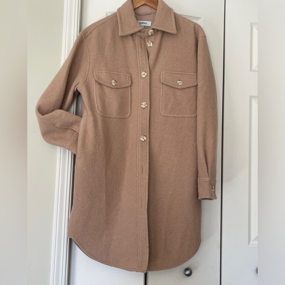 QUINCE $340 Merino Wool Oversized Shirt Jacket SIZE M - Camel Color WOMENS